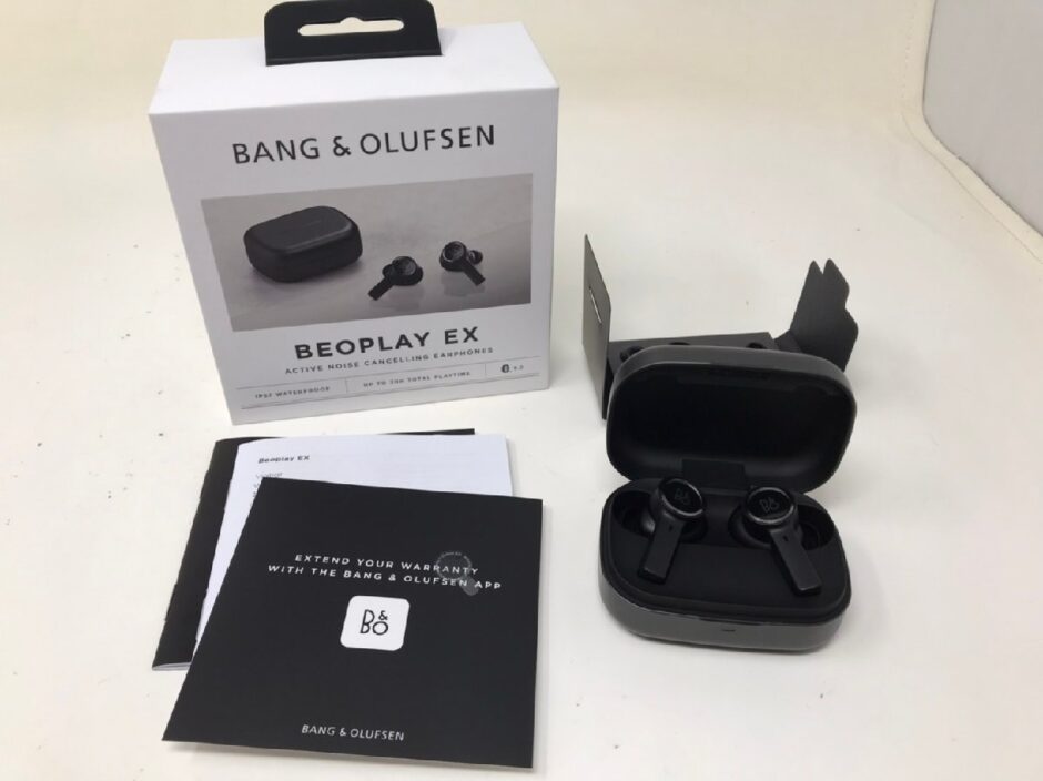 ◇BEOPLAY EX Black Anthracite ワイヤレスイヤホン 黒 ブラック 