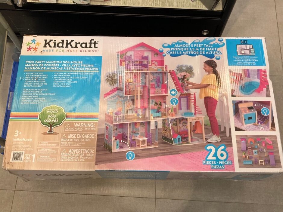 ◇未使用 保管品 kidkraft キッドクラフト マンションドールハウス プールパーティー ドールハウス ホビー おもちゃ 玩具  お買取価格をお教えします！ - 伊那地域・諏訪地域の買取ならリサイクルマート!