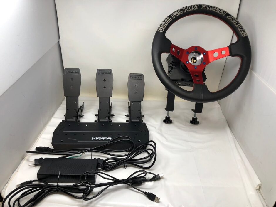 ◇MOZA Racing/ステアリングホイール・ペダルセット/SR-P/ハンドル